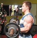 Biceps - Bicepsový zdvih s velkou činkou
